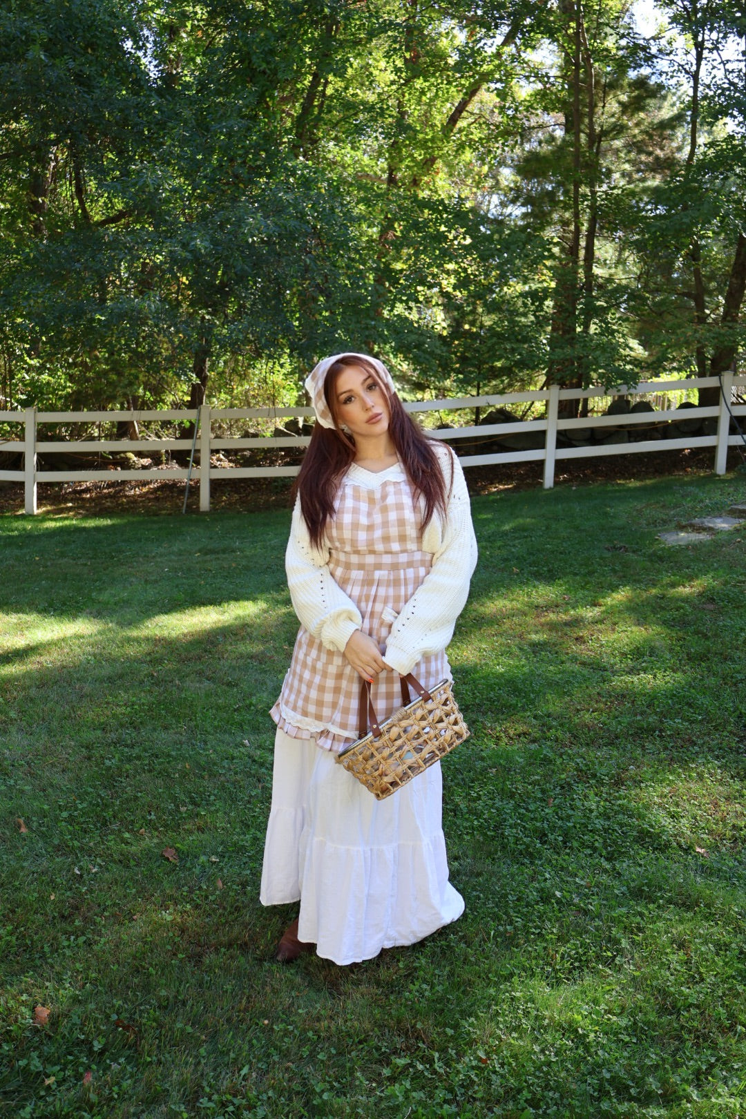 Cinnamon Roll Gingham Apron Set